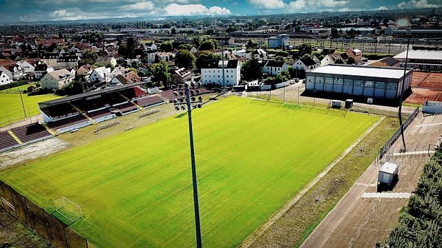 2014全国滑翔伞锦标赛在慈溪伏龙山开赛.